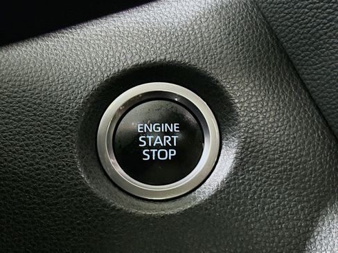 Used 2023 Toyota Corolla SE FWD image 20
