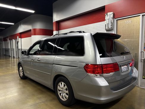 Used 2010 Honda Odyssey EX image 3