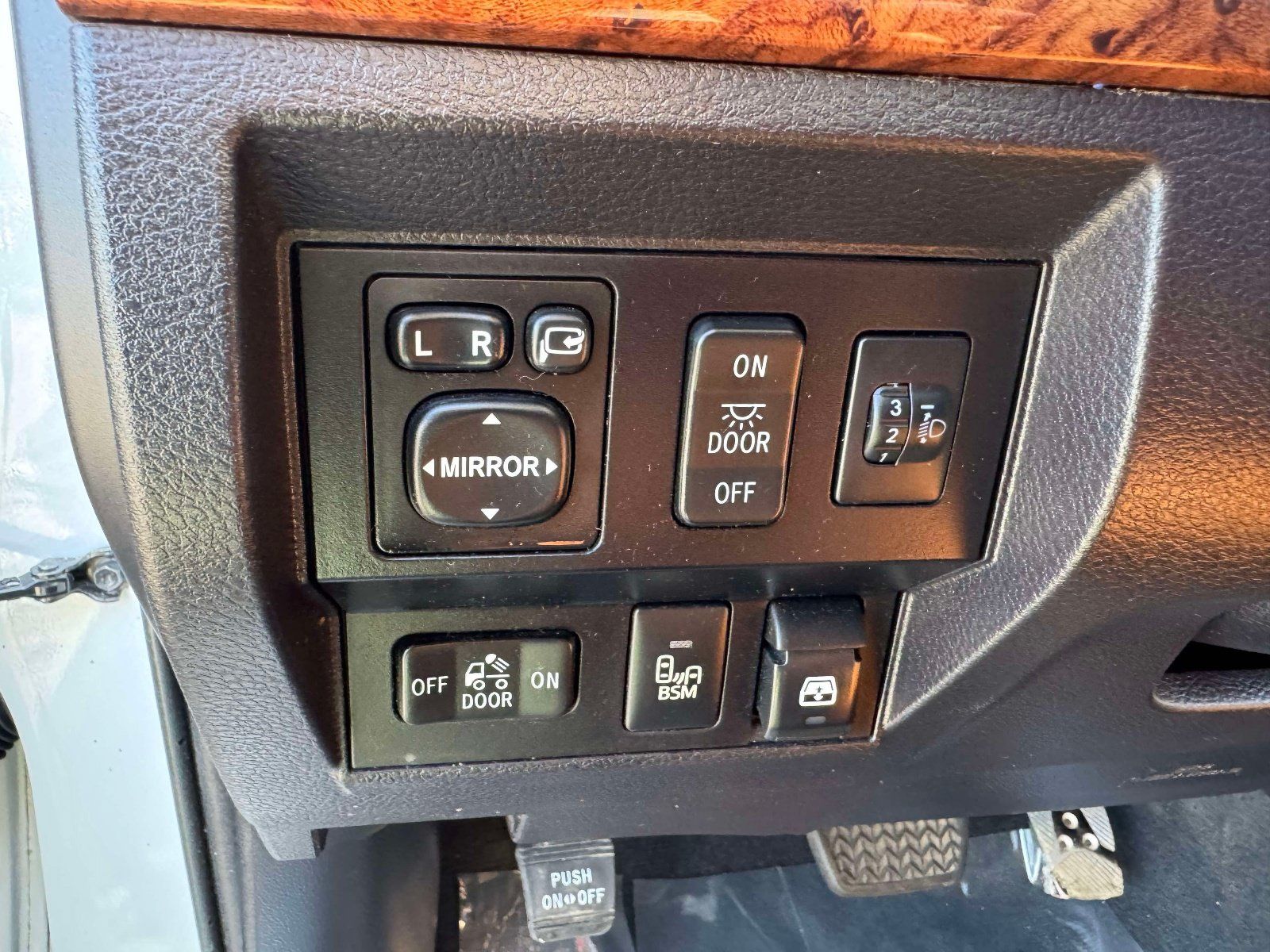 Used 2016 Toyota Tundra 1794 Edition AWD/4WD image 30