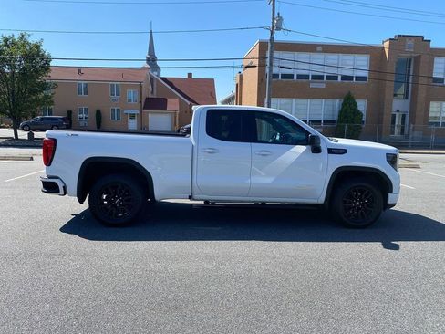 Used 2023 GMC Sierra 1500 Elevation w/ X31 Off-Road Package image 4