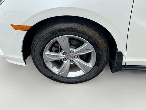 Used 2018 Honda Odyssey EX-L image 36