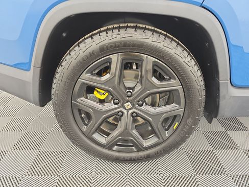 Used 2022 Rivian R1T Adventure AWD/4WD image 12