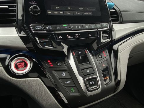 Used 2023 Honda Odyssey Touring image 18