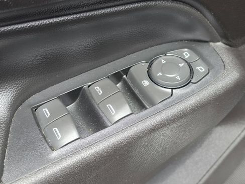 Used 2018 Chevrolet Equinox LT AWD/4WD image 19