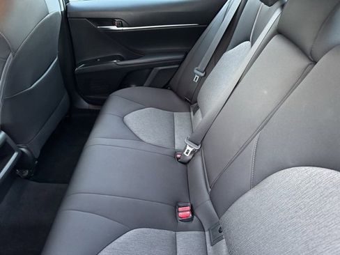 Certified 2018 Toyota Camry LE image 7