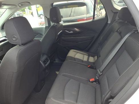Used 2023 GMC Terrain SLE w/ Driver Convenience Package AWD/4WD image 14