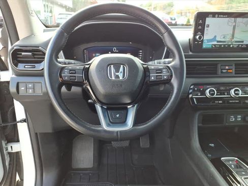 Used 2023 Honda Pilot Elite image 15
