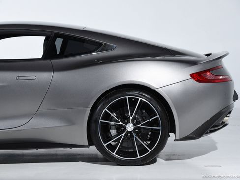 Used 2014 Aston Martin Vanquish Coupe RWD image 20