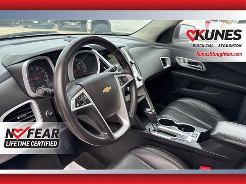 Used 2017 Chevrolet Equinox LT w/ Sport Edition image 23