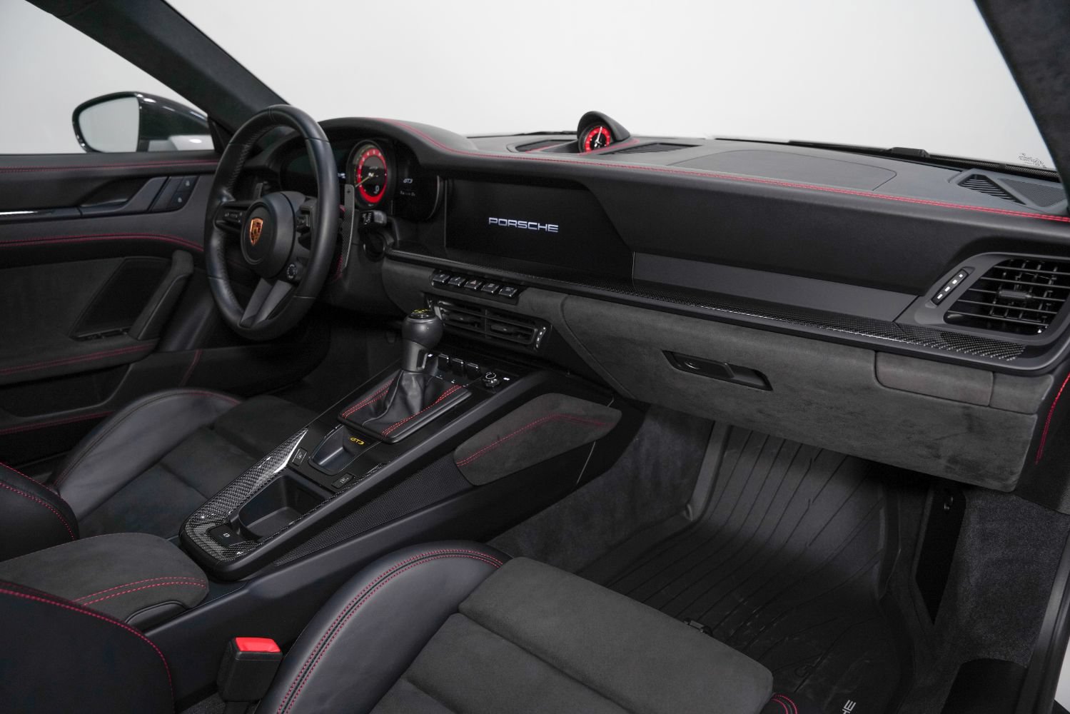 Used 2022 Porsche 911 GT3 RWD image 32