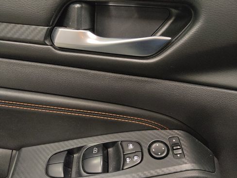 Used 2019 Nissan Altima 2.5 SR FWD image 27