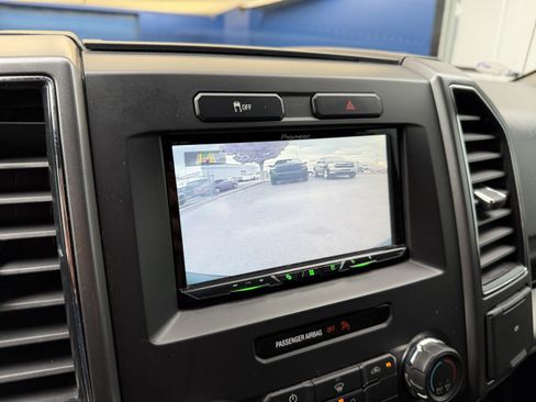 Used 2017 Ford F150 XLT AWD/4WD image 19