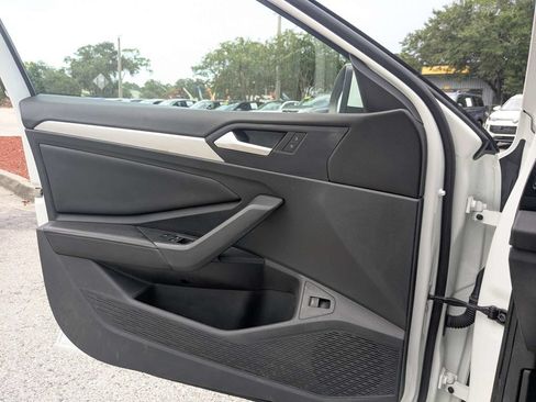 Used 2025 Volkswagen Jetta S FWD image 27