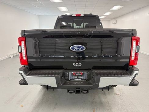 New 2026 Ford F250 Lariat w/ Lariat Premium Package image 7