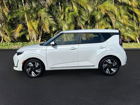 Used 2025 Kia Soul GT-Line image 8