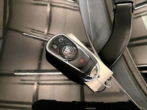 Used 2023 Buick Encore GX Preferred w/ Cold Weather Comfort Package FWD image 9