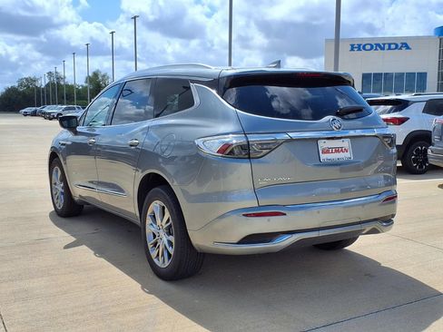 Used 2023 Buick Enclave Avenir w/ Avenir Technology Package AWD/4WD image 2