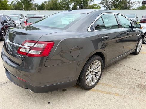 Used 2017 Ford Taurus Limited FWD image 5