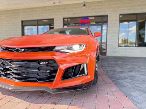 Used 2021 Chevrolet Camaro ZL1 image 27