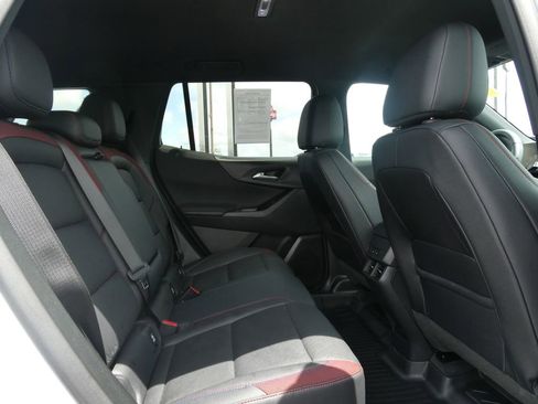 Certified 2026 Chevrolet Equinox RS w/ Convenience Package III FWD image 16