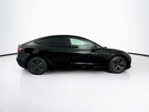 Used 2023 Tesla Model 3 Standard Range RWD image 10