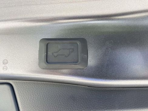 Used 2025 Toyota RAV4 XSE image 11