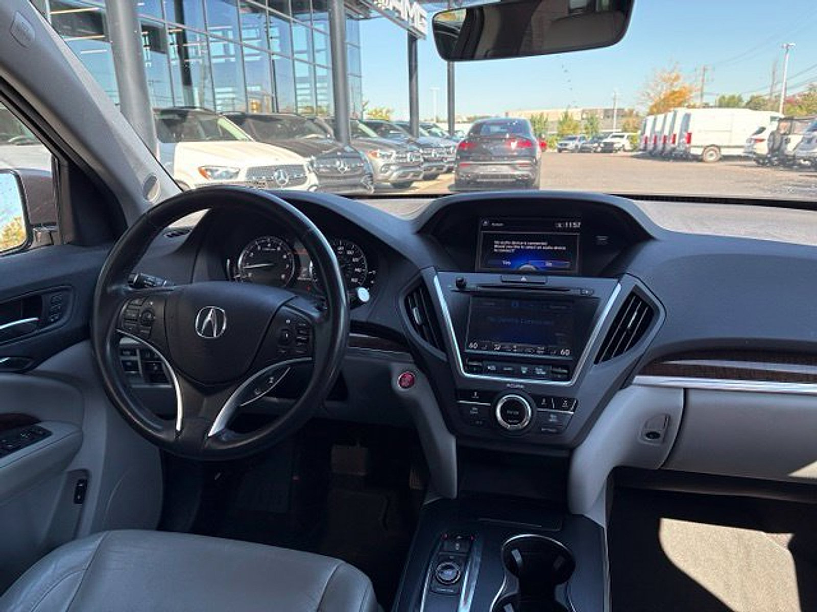 Used 2017 Acura MDX SH-AWD image 12