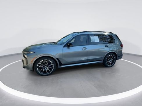 Used 2024 BMW X7 M60i AWD/4WD image 4