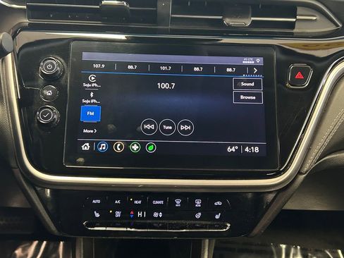 Used 2022 Chevrolet Bolt EUV LT w/ Comfort Package image 23