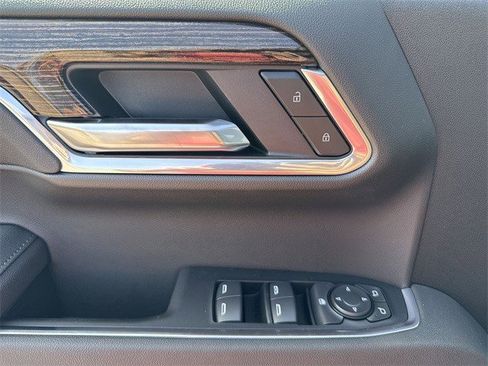 New 2026 GMC Sierra 1500 Elevation image 13