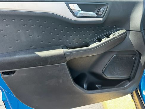 Used 2020 Ford Escape SE FWD image 10