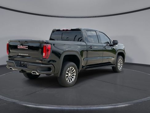 Used 2022 GMC Sierra 1500 AT4 w/ AT4 Premium Package AWD/4WD image 11