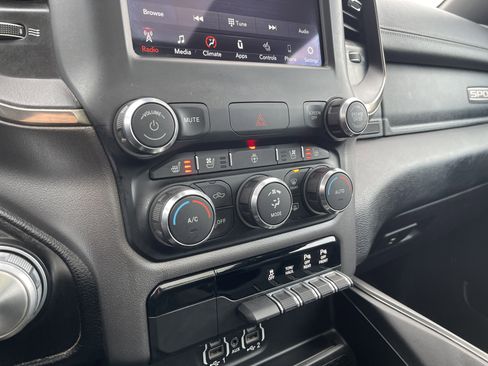 Used 2020 RAM 1500 Sport w/ Night Edition image 21
