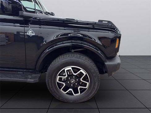 Used 2023 Ford Bronco Outer Banks image 23
