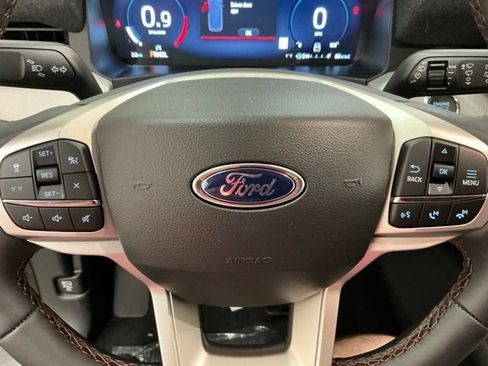 New 2026 Ford Explorer Active AWD/4WD image 30