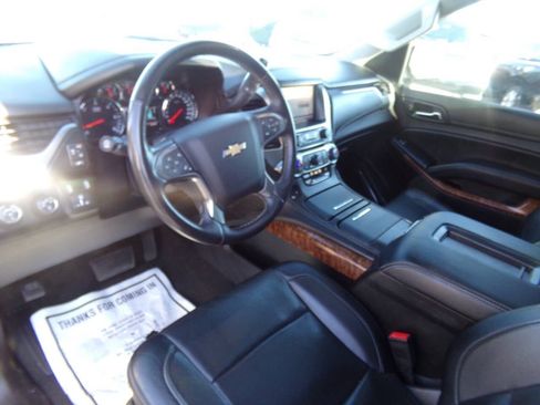 Used 2015 Chevrolet Suburban LTZ image 78