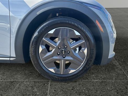 Used 2025 Kia EV6 Light RWD image 10