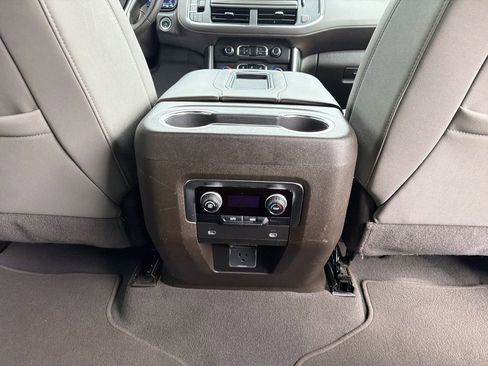 Used 2024 Chevrolet Tahoe LT RWD image 22