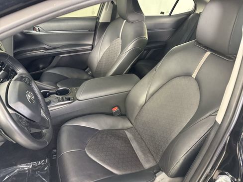 Used 2024 Toyota Camry XSE image 19