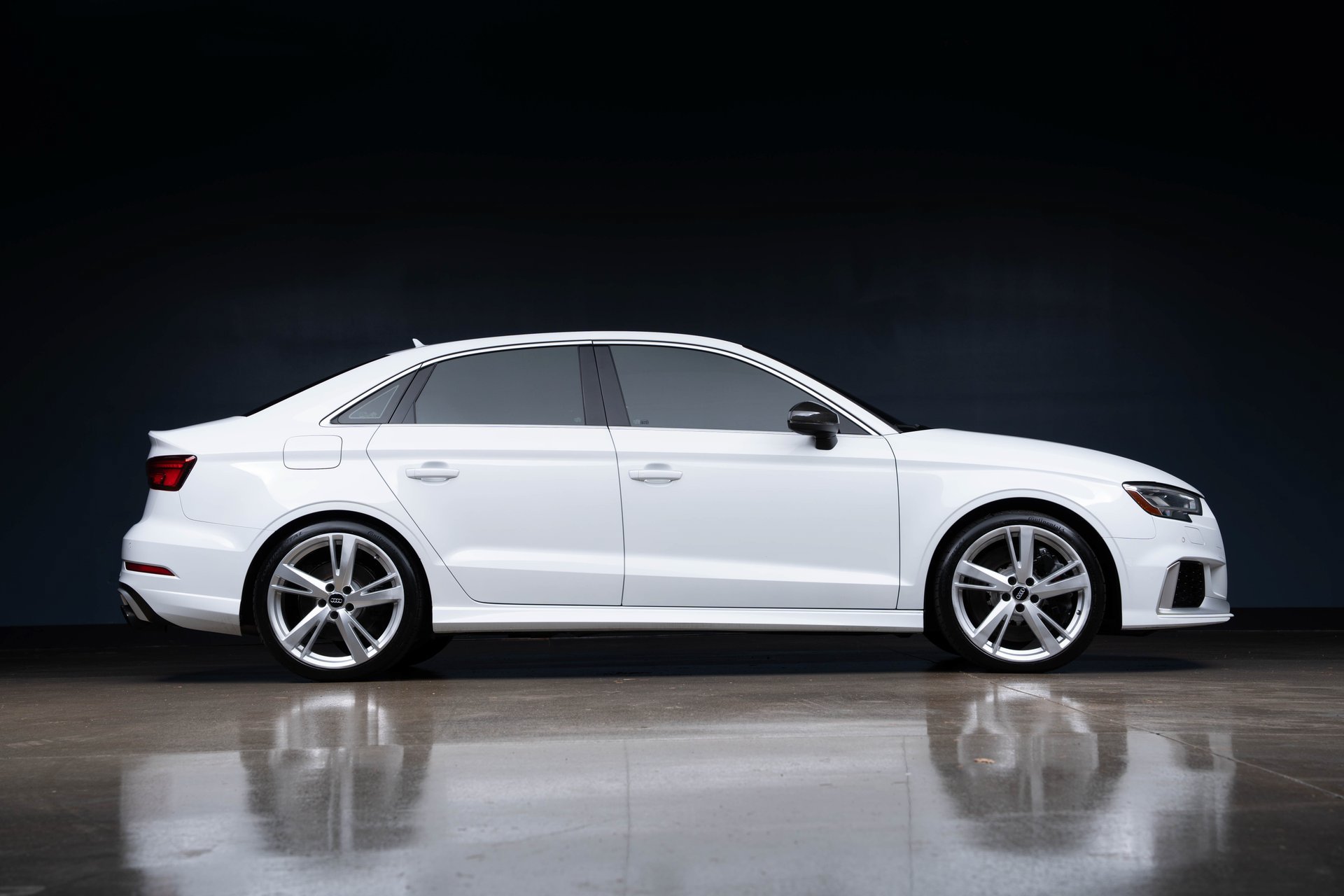 Used 2018 Audi RS 3 AWD/4WD image 23
