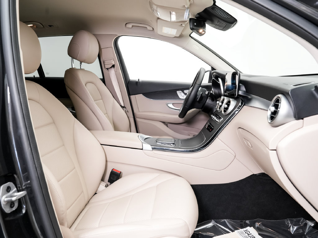 Used 2022 Mercedes-Benz GLC 300 4MATIC image 21