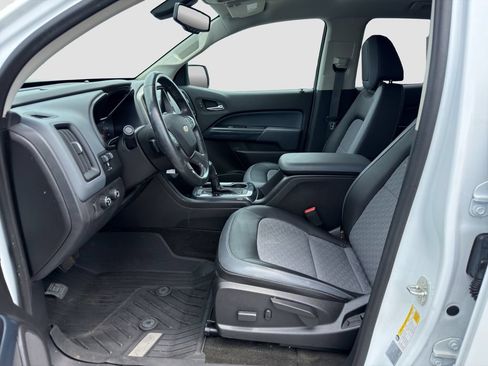Used 2016 Chevrolet Colorado Z71 AWD/4WD image 9