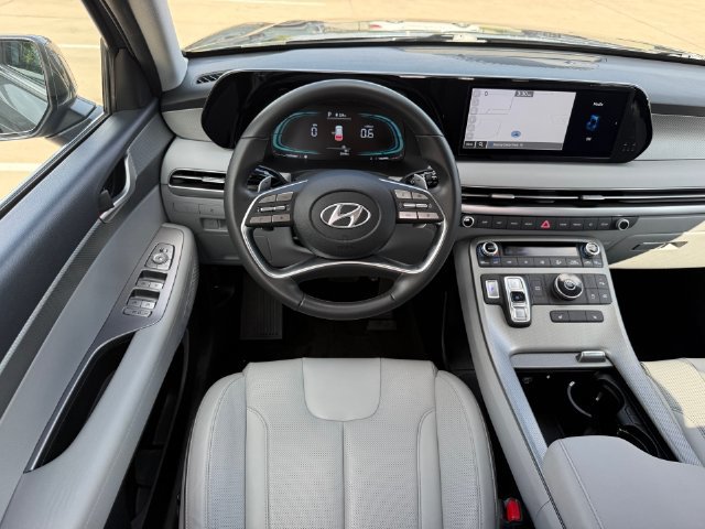 Used 2025 Hyundai Palisade SEL FWD image 22