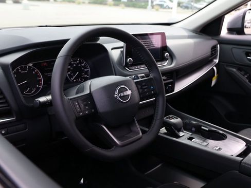 New 2026 Nissan Rogue SV FWD image 14