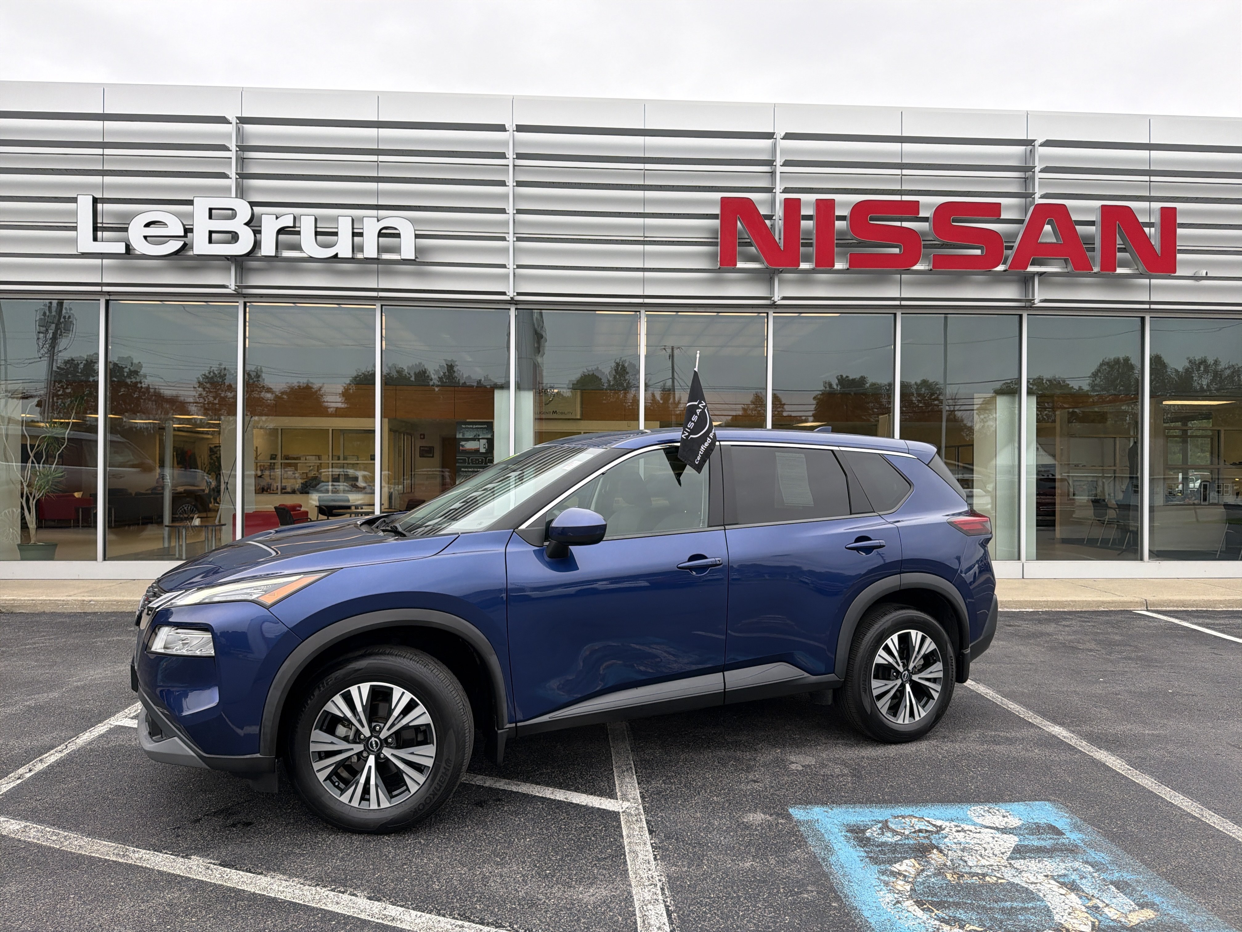 Certified 2023 Nissan Rogue SV AWD/4WD image 1