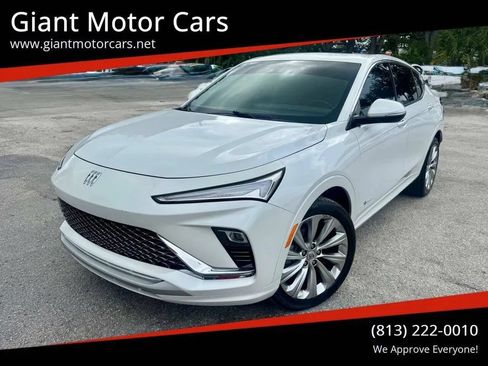 Used 2024 Buick Envista Avenir FWD image 1