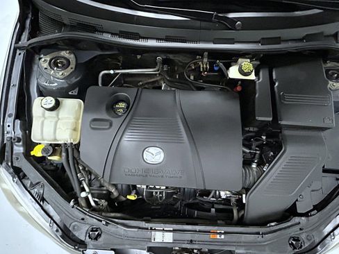 Used 2005 MAZDA MAZDA3 s FWD image 24