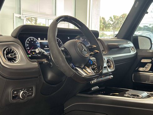 Certified 2025 Mercedes-Benz G 63 AMG 4MATIC image 16