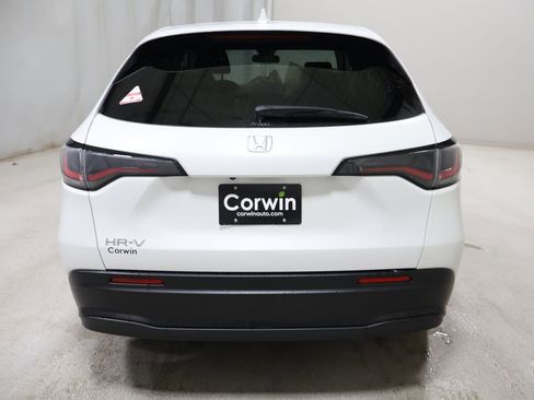 New 2026 Honda HR-V LX image 5