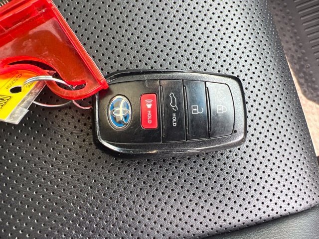 Used 2021 Toyota Venza Limited w/ Advanced Technology Package AWD/4WD image 40